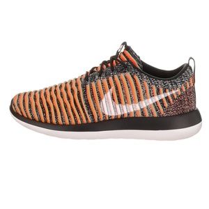 Womens nike flyknit mango tennis shoes size 7